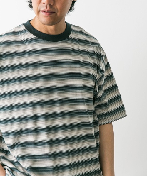 URBAN RESEARCH DOORS(アーバンリサーチドアーズ)の「グラデーションボーダー ショートスリーブ Tシャツ(Tシャツ/カットソー・メンズ・グリーン系その他/ブラック系その他・MEDIUM/LARGE)」の12枚目の写真