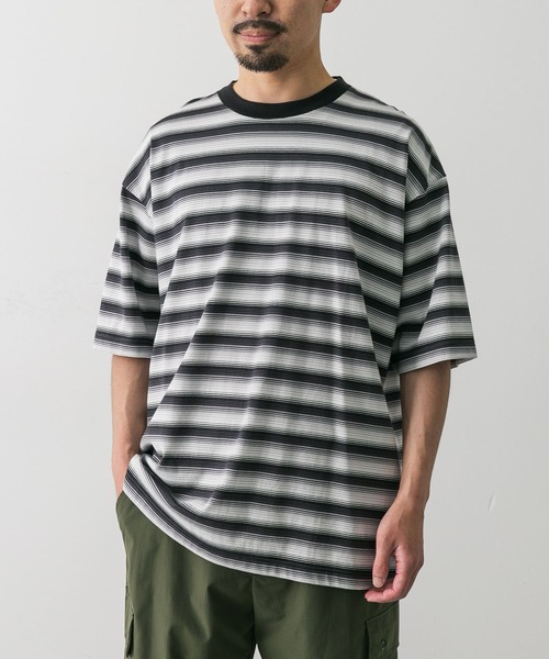 URBAN RESEARCH DOORS(アーバンリサーチドアーズ)の「グラデーションボーダー ショートスリーブ Tシャツ(Tシャツ/カットソー・メンズ・グリーン系その他/ブラック系その他・MEDIUM/LARGE)」の8枚目の写真