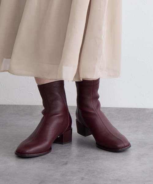 HIMIKO（ヒミコ）の「【HIMIKO】型押しコンビストレッチブーツ/641420（ブーツ・レディース・ネイビー/ボルドー/ブラック/グレー・22.5cm/23.5cm/24.5cm/25.0cm/23.0cm/24.0cm/22.0cm/25.5cm/26.0cm/26.5cm/21.5cm）」の21枚目の写真