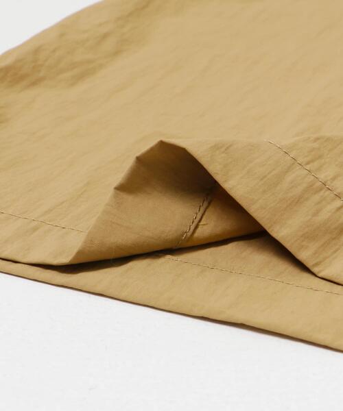 ITEMS URBANRESEARCH（アイテムズ アーバンリサーチ）の「ナイロンサロペット（サロペット/オーバーオール・レディース・ブラック/ベージュ・FREE）」の15枚目の写真