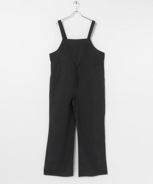 ITEMS URBANRESEARCH（アイテムズ アーバンリサーチ）の「ナイロンサロペット（サロペット/オーバーオール・レディース・ブラック/ベージュ・FREE）」の3枚目の写真