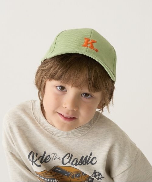 b・ROOM（ビールーム）の「アソートアルファベットキャップ（キャップ・キッズ・ブルー/ブラック/アイボリー/ライトグリーン/マスタード・54cm）」の4枚目の写真