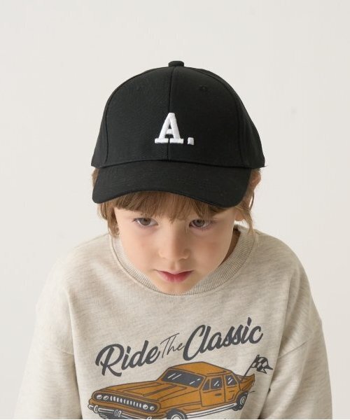 b・ROOM（ビールーム）の「アソートアルファベットキャップ（キャップ・キッズ・ブルー/ブラック/アイボリー/ライトグリーン/マスタード・54cm）」の3枚目の写真