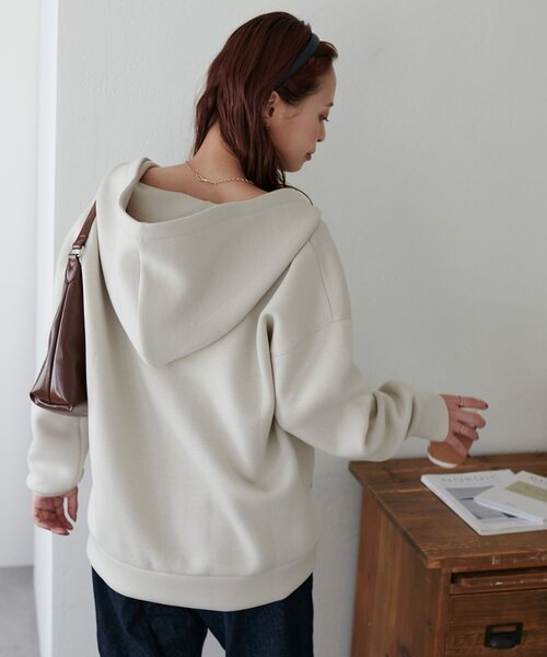 DISCOAT（ディスコート）の「【WEB限定】ダンボールビッグフードパーカー（パーカー・レディース・ホワイト系その他/ネイビー/グレイッシュベージュ/グレー/チャコールグレー・FREE）」の16枚目の写真