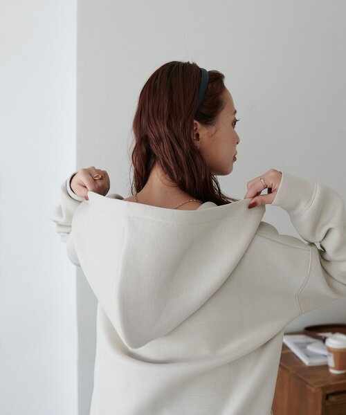 DISCOAT（ディスコート）の「【WEB限定】ダンボールビッグフードパーカー（パーカー・レディース・ホワイト系その他/ネイビー/グレイッシュベージュ/グレー/チャコールグレー・FREE）」の17枚目の写真