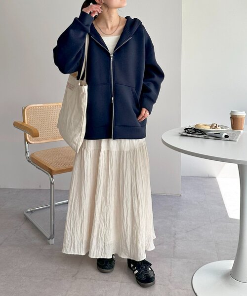 DISCOAT（ディスコート）の「【WEB限定】ダンボールビッグフードパーカー（パーカー・レディース・ホワイト系その他/ネイビー/グレイッシュベージュ/グレー/チャコールグレー・FREE）」の12枚目の写真