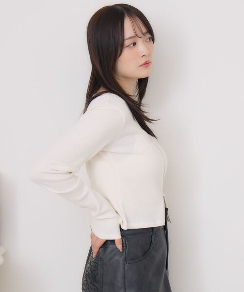 ems excite（エムズエキサイト）の「ロングスリーブWZIPCT（Tシャツ/カットソー・レディース・ブラック/グリーン/ナチュラル・FREE）」の10枚目の写真