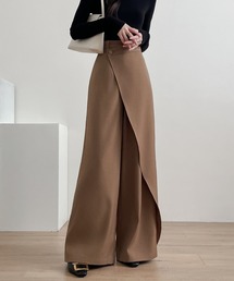 ABITOKYO（アビトーキョー）の「アシメラッフルワイドシルエットパンツ（スラックス）」