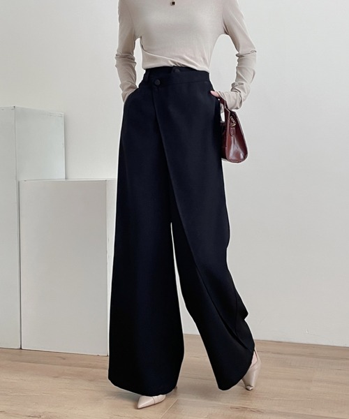 ABITOKYO（アビトーキョー）の「アシメラッフルワイドシルエットパンツ（スラックス・レディース・ブラウン/チャコールグレー/ブラック・M/L/XL）」の2枚目の写真