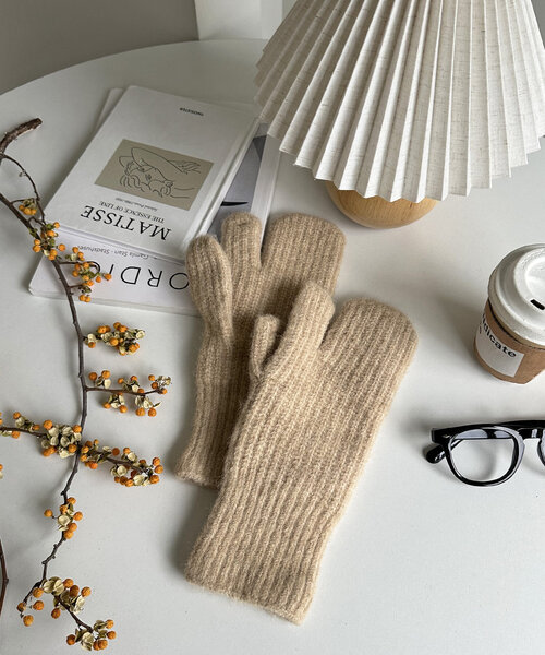 DISCOAT（ディスコート）の「ニット三つ指ミトン（手袋・レディース・ネイビー/ベージュ・FREE）」の3枚目の写真