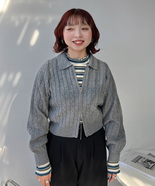 AS KNOW AS plus(アズノゥアズプラス)の「◇Wジップ襟付き ケーブルニットカーディガン(カーディガン/ボレロ・レディース・ネイビー/グレー/アイボリー/ピンク/サックスブルー/ネイビー系1/アイボリー系1/サックスブルー系1/シルバー系1・FREE)」の9枚目の写真