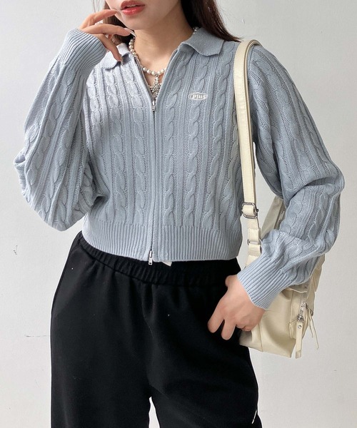 セール】◇ワンポイントロゴ刺繍 Wジップ襟付き ケーブルニット