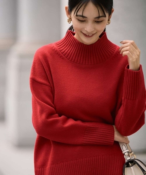 a.v.v（アーヴェヴェ）の「【洗える】バックスリットニット（ニット/セーター・レディース・ホワイト/レッド/ネイビー/チャコールグレー/クリーム/ブルー/アイボリー・38/42/36/40/34）」の7枚目の写真