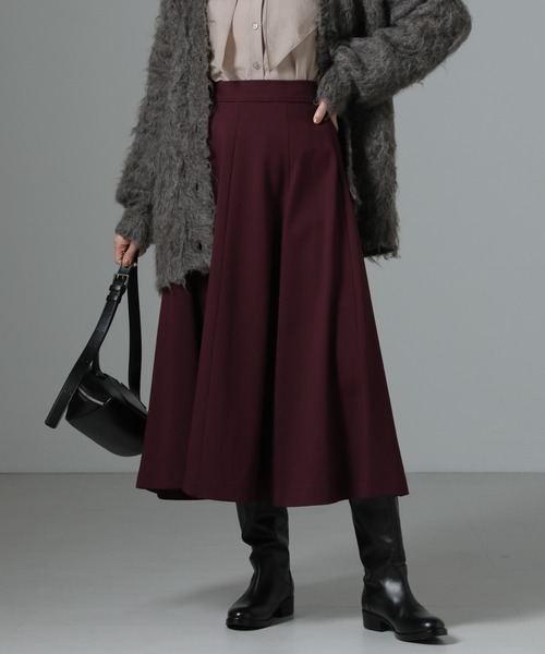 NANO universe(ナノユニバース)の「8パネルダンボールニットフレアスカート(スカート・レディース・モカ/ボルドー/ブラック・FREE)」の11枚目の写真
