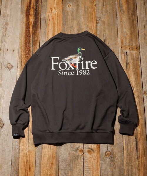 Foxfire(フォックスファイヤー)の「Foxfire/フォックスファイヤー 別注 Foxfire プリントクルーネック スウェット/カモ/バックプリント/リラックスフィット(スウェット・メンズ・チャコールグレー/ライトグレー/ネイビー・LARGE/MEDIUM)」の2枚目の写真