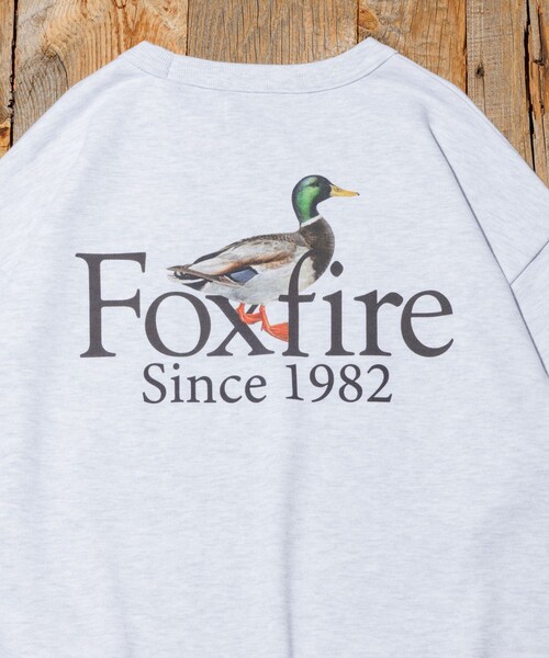 Foxfire(フォックスファイヤー)の「Foxfire/フォックスファイヤー 別注 Foxfire プリントクルーネック スウェット/カモ/バックプリント/リラックスフィット(スウェット・メンズ・チャコールグレー/ライトグレー/ネイビー・LARGE/MEDIUM)」の1枚目の写真