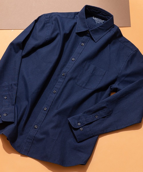 Blue Standard (ブルースタンダード)の「【BLUE STANDARD/ブルースタンダード】リラックスフィット 楽ケア オックス レギュラーカラーシャツ クレリックシャツ イージーケア ピンポイント防汚加工 時短シャツ(シャツ/ブラウス・メンズ・ブルー系その他2/ネイビー/スミクロ/チャコールグレー/ホワイト・LARGE/MEDIUM/X-LARGE)」の2枚目の写真