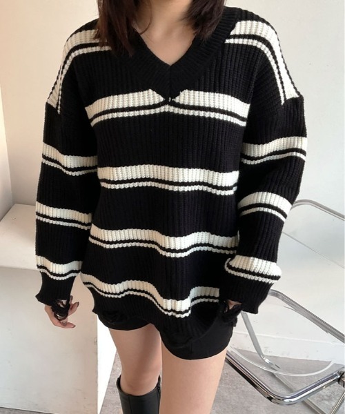 kirakiraShop（キラキラショップ）の「クラッシュ デザイン Vネック ボーダー ニット（ニット/セーター・レディース・オフホワイト/グレー/ブラック・FREE）」の12枚目の写真