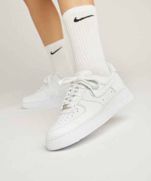 ナイキ 23.5cmエアフォース1 07 ホワイト DD8959-100 NIKE ナイキ W AIRFORCE 1 '07 エアフォース 1 '07 WDD8959