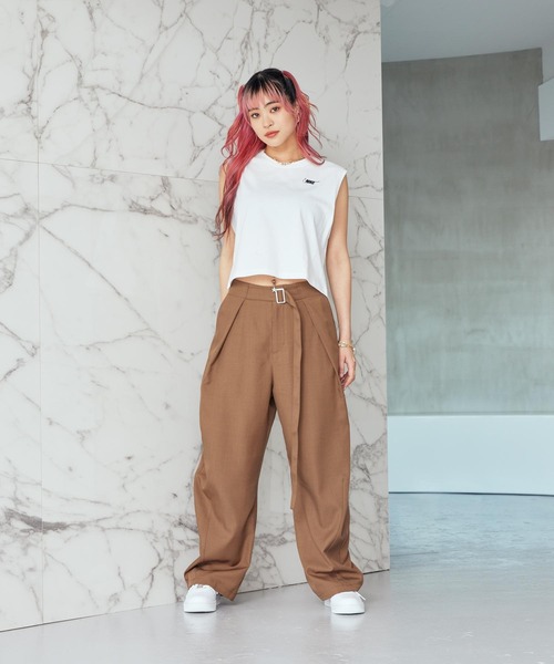 NIKE（ナイキ）の「ナイキ エア フォース 1 '07 ウィメンズシューズ / Nike Air Force 1 '07 Women's Shoes DD8959-100 White（スニーカー・レディース・ホワイト・22/22.5/23/23.5/24/24.5/25/25.5/26/26.5/27/27.5/28/28.5/29）」の5枚目の写真