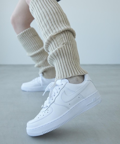 NIKE（ナイキ）の「ナイキ エア フォース 1 '07 ウィメンズシューズ / Nike Air Force 1 '07 Women's Shoes DD8959-100 White（スニーカー・レディース・ホワイト・22/22.5/23/23.5/24/24.5/25/25.5/26/26.5/27/27.5/28/28.5/29）」の20枚目の写真