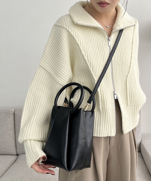 タックラウンドハンドルバッグ（ショルダーバッグ）｜CAPRICIEUX LE'MAGE（カプリシューレマージュ）