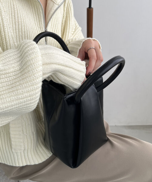 タックラウンドハンドルバッグ（ショルダーバッグ）｜CAPRICIEUX LE'MAGE（カプリシューレマージュ）