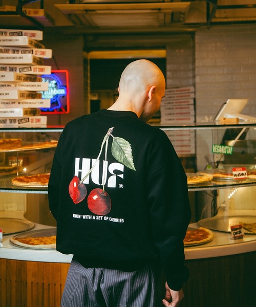 HUF(ハフ)の「SET OF CHERRIES FLEECE CREW / HUF CASINO COLLECTION ハフ プリント スウェット(スウェット・メンズ・ナチュラル/ブラック・MEDIUM/SMALL/XX-LARGE/X-LARGE/LARGE)」の21枚目の写真