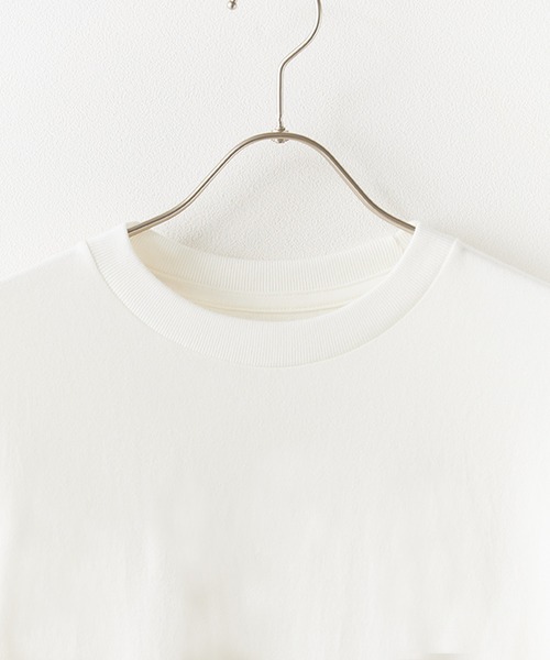 HANES（ヘインズ）の「Hanes/ヘインズ 1P SHIRO L/S T-SHIRT ロングスリーブTシャツ 2026年春夏（Tシャツ/カットソー・メンズ・ホワイト・L/XL/S/M）」の2枚目の写真