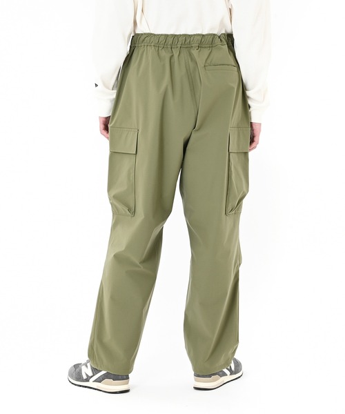 NEW BALANCE（ニューバランス）の「ワイドカーゴパンツ（カーゴパンツ・メンズ・カーキ/ブラック・SMALL/XX-LARGE/X-LARGE/LARGE/MEDIUM）」の16枚目の写真