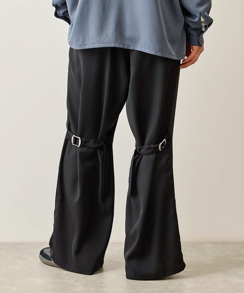 JUNRED（ジュンレッド）の「ニーベルテッドワイドフレアパンツ（スラックス・メンズ・ブラック/チャコールグレー・S/M/L）」の7枚目の写真