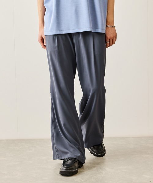 JUNRED（ジュンレッド）の「ニーベルテッドワイドフレアパンツ（スラックス・メンズ・ブラック/チャコールグレー・S/M/L）」の14枚目の写真