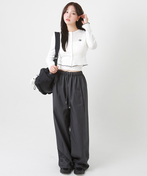 muahmuah(ムーアムーア)の「A'GEM/9 × .kom 『muah muah/ムーアムーア』 STITCH LOGO JACQUARD KNIT CARDIGAN/ステッチロゴ ジャガードニット カーディガン(カーディガン/ボレロ・レディース・ベージュ/ホワイト/ブラック・FREE)」の6枚目の写真