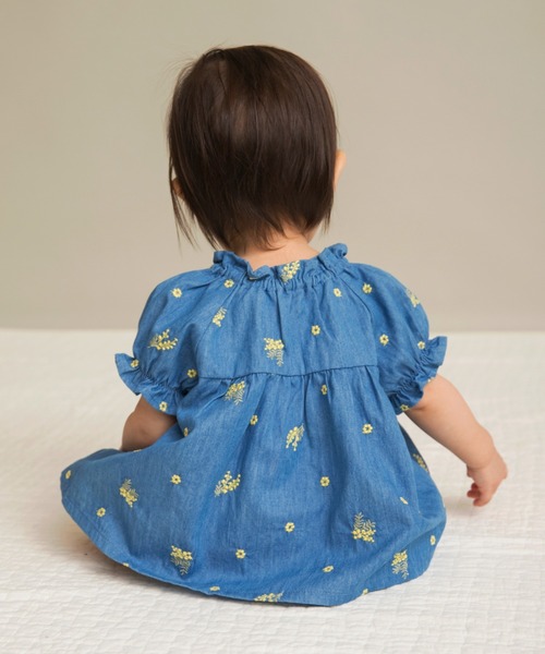 BRANSHES(ブランシェス)の「【ベビー/おそろい】ミモザ刺繍トップス&ボトムスセット(ロンパース・キッズ・オフホワイト/ブルー・70/80)」の14枚目の写真