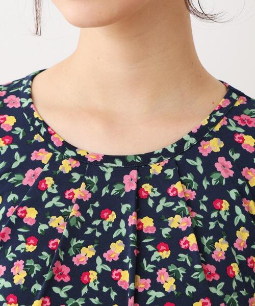 LAURA ASHLEY（ローラアシュレイ）の「【ジャージ素材／洗える／同柄アイテムあり】ポリアンサス柄 プルオーバー（Tシャツ/カットソー・レディース・グレー系5/ネイビー系・40/38）」の6枚目の写真
