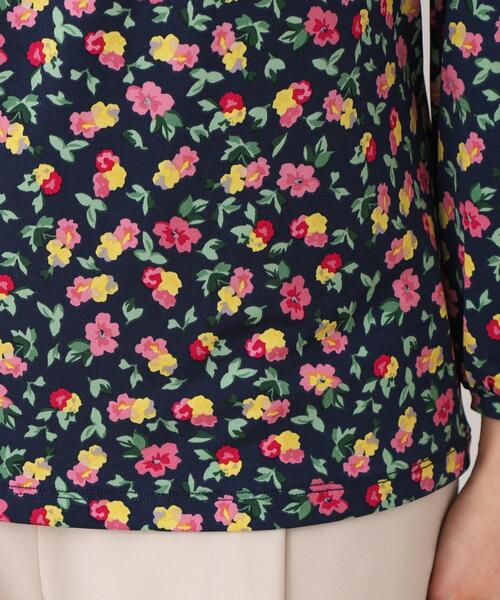 LAURA ASHLEY（ローラアシュレイ）の「【ジャージ素材／洗える／同柄アイテムあり】ポリアンサス柄 プルオーバー（Tシャツ/カットソー・レディース・グレー系5/ネイビー系・40/38）」の3枚目の写真