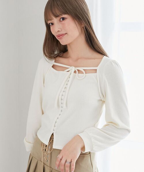 MAJESTIC LEGON(マジェスティックレゴン)の「フロントホックトップス(Tシャツ/カットソー・レディース・アイボリー/グレー/ピンク/ブラック・MEDIUM)」の1枚目の写真