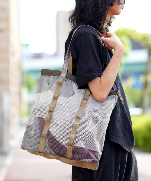 WEEKEND(ER)(ウィークエンダー)の「WEEKEND(ER) ウィークエンダー WKDMESH TOTE RTC リアルツリーカモ メッシュ トートバッグ(トートバッグ・メンズ・カモフラージュ/ブラウン系カモフラージュ・FREE)」の2枚目の写真