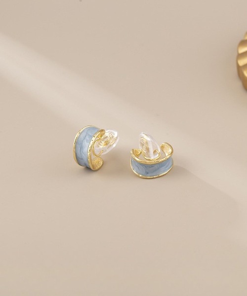 yu-ka（ユーカ）の「YU-KA:レトロラウンドイヤリング rétro round earring（イヤリング・レディース・ゴールド・FREE）」の3枚目の写真