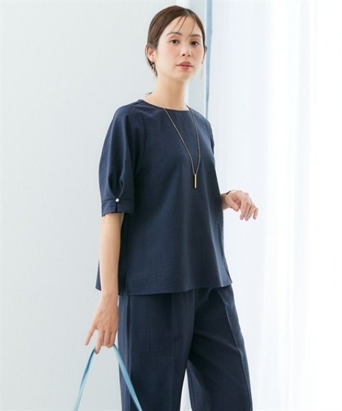 7days Life Styling(セブンデイズライフスタイリング)の「【接触冷感/UVカット】麻調合繊パール調袖タックブラウス(シャツ/ブラウス・レディース・モカ/ネイビー/グリーン/ライトベージュ・S/M/L/LL/3L/4L/5L/6L)」の18枚目の写真