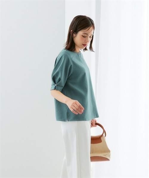 7days Life Styling(セブンデイズライフスタイリング)の「【接触冷感/UVカット】麻調合繊パール調袖タックブラウス(シャツ/ブラウス・レディース・モカ/ネイビー/グリーン/ライトベージュ・S/M/L/LL/3L/4L/5L/6L)」の14枚目の写真