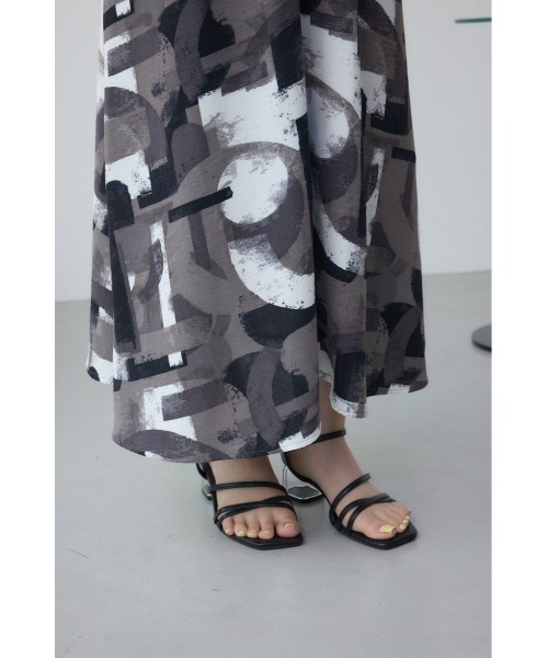 AZUL by moussy(アズールバイマウジー)の「幾何学柄フレアワンピース(ワンピース・レディース・ブラック系その他/グリーン系その他・FREE)」の12枚目の写真