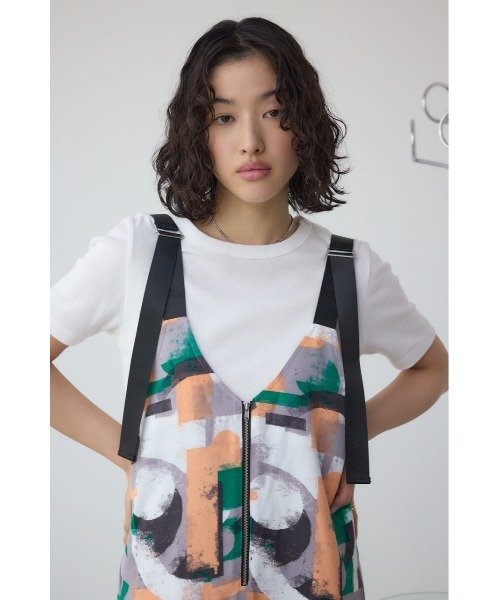 AZUL by moussy(アズールバイマウジー)の「幾何学柄フレアワンピース(ワンピース・レディース・ブラック系その他/グリーン系その他・FREE)」の22枚目の写真