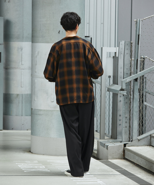 JOURNAL STANDARD（ジャーナルスタンダード）の「TRモダン ワイドスラックス（スラックス・メンズ・ウッド/チャコールグレー/ブラック・SMALL/MEDIUM/LARGE）」の6枚目の写真