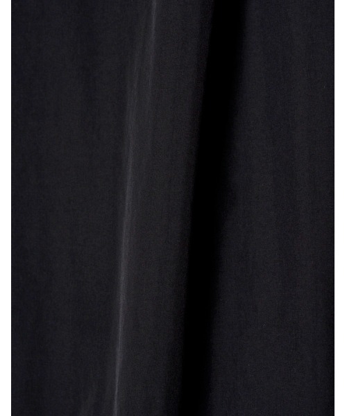 RUMCHE（ラムシェ）の「Sleeveless Gathered Dress / ノースリーブギャザードレス（ワンピース・レディース・ブラック/ホワイト/レッド・SMALL/MEDIUM）」の14枚目の写真