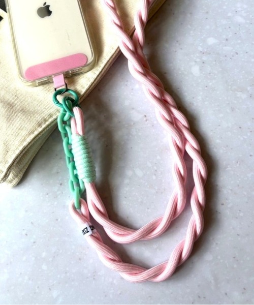 lit.Cy(リットシー)の「チェーン コンビ 太ロープ スマホショルダー ストラップ(スマホグッズ・レディース・ロイヤルブルー/ブルー系その他/パープル系その他/パープル系その他2/グリーン/ピンク/ブラック/ライトピンク/ブルー系その他2/グレー/ライトグリーン・FREE)」の22枚目の写真