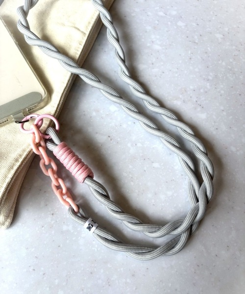 lit.Cy(リットシー)の「チェーン コンビ 太ロープ スマホショルダー ストラップ(スマホグッズ・レディース・ロイヤルブルー/ブルー系その他/パープル系その他/パープル系その他2/グリーン/ピンク/ブラック/ライトピンク/ブルー系その他2/グレー/ライトグリーン・FREE)」の12枚目の写真