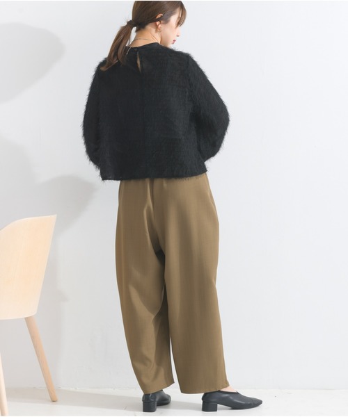 OandI（オーアンドアイ）の「フェザートップスプルオーバー（Tシャツ/カットソー・レディース・アイボリー/グレイッシュベージュ/ブラック・FREE）」の17枚目の写真