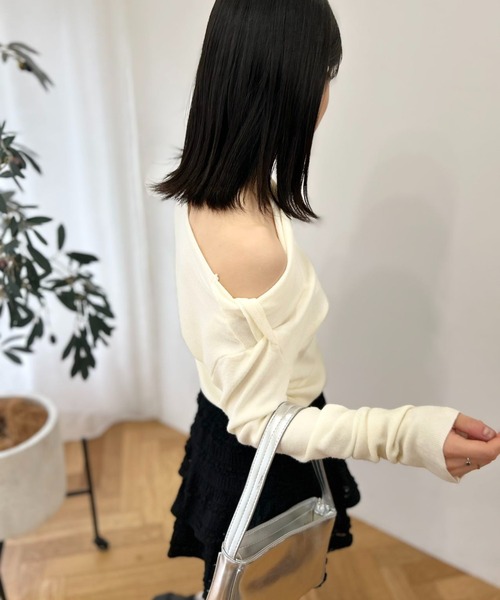 mebole(メボレ)の「feminineワンショルダートップ(ニット/セーター・レディース・ピンク/ブラック/アイボリー/ブルー・FREE)」の14枚目の写真