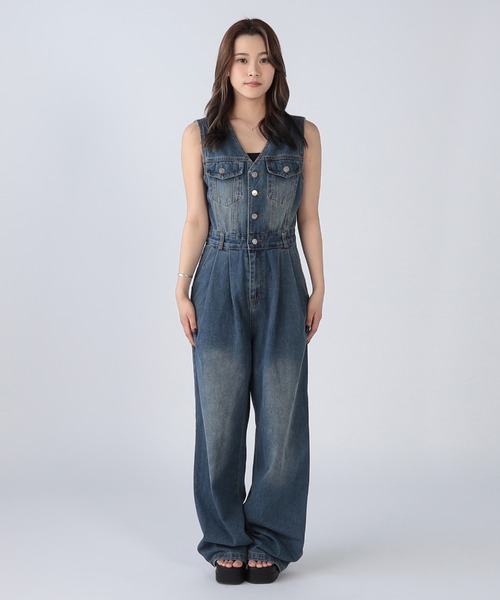 CECIL McBEE（セシルマクビー）の「Vネックデニムサロペット（サロペット/オーバーオール・レディース・サックスブルー/ブルー・MEDIUM）」の5枚目の写真